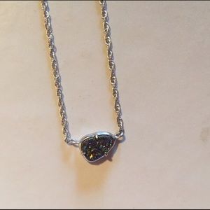 Small Kendra Scott Necklace