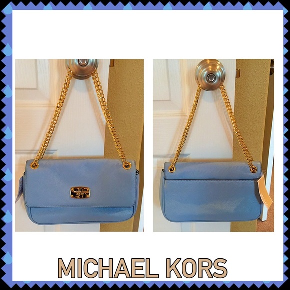 Michael Kors Handbags - Michael Kors Leather Jet Set handbag