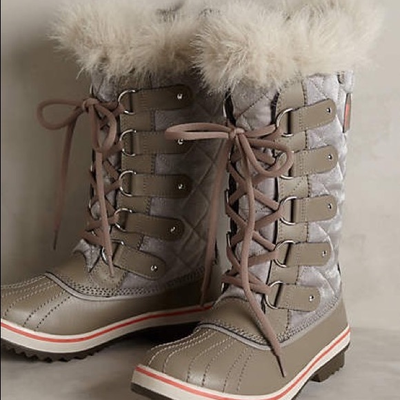 SOREL Shoes - Anthropologie Sorel Tofino Organza Snow Boot