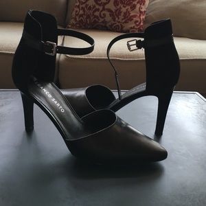 Franco Sarto classic black pumps