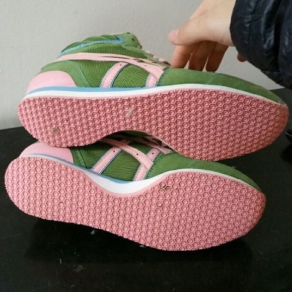 Sold! Asics onitsuka tigers sneakers shoes - Picture 3 of 3