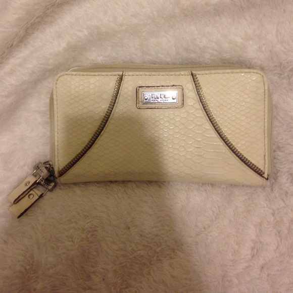 Nicole Miller Wallet White - Picture 1 of 4