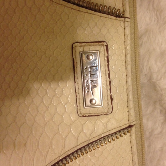 Nicole Miller Wallet White - Picture 4 of 4