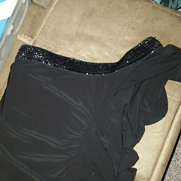 Black one shoulder body con dress - Picture 3 of 4