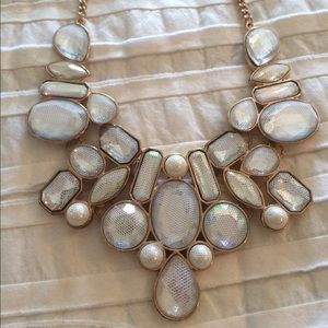 White textured statement necklace