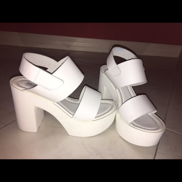 Steve Madden Shoes - Steve Madden Platform Sandals