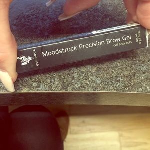 Moodstruck precision brow gel