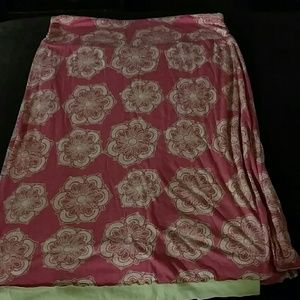 Reversible pink and green skirt