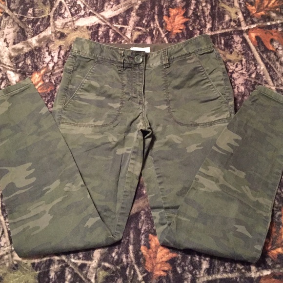 Ann Taylor Loft camo skinny jeans