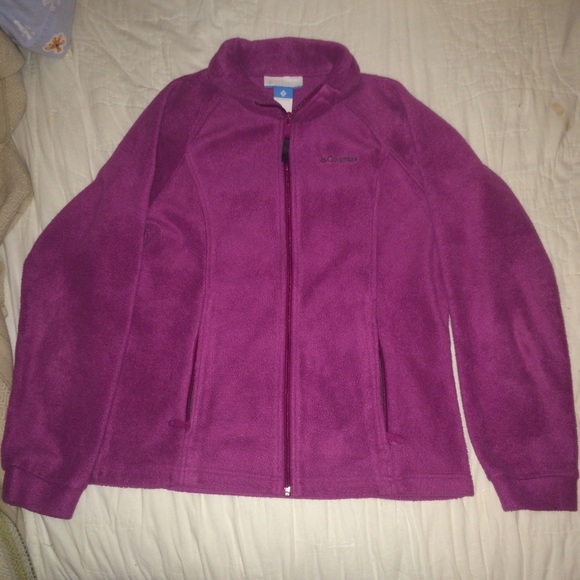 Fuchsia full zip fleece Columbia jacket
