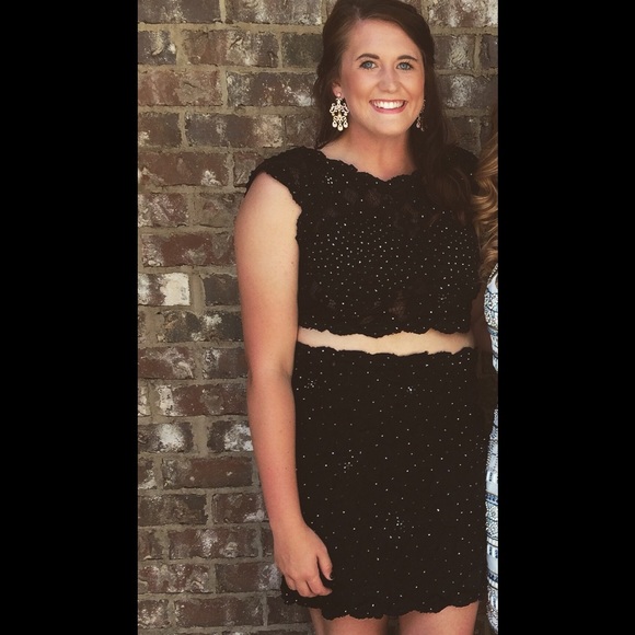 Jovani Dresses & Skirts - Black jovani two piece