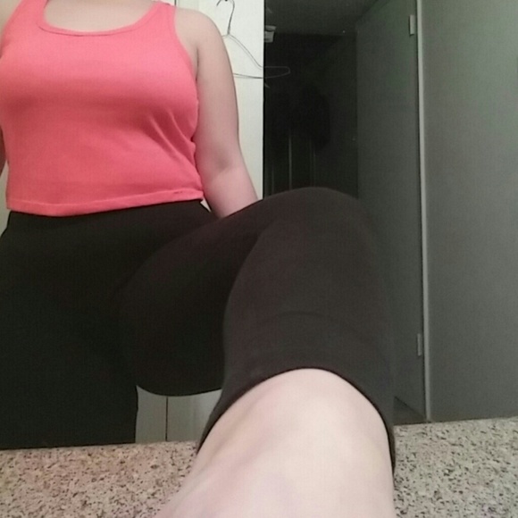 Crop top - Picture 2 of 2