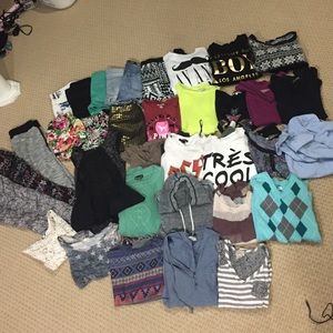 HUGE LOT OF SHORTS SWEATERS AND PANTS SIZE S-M