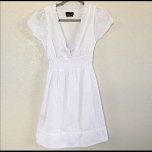White Max and Cleo Dress Sz 6