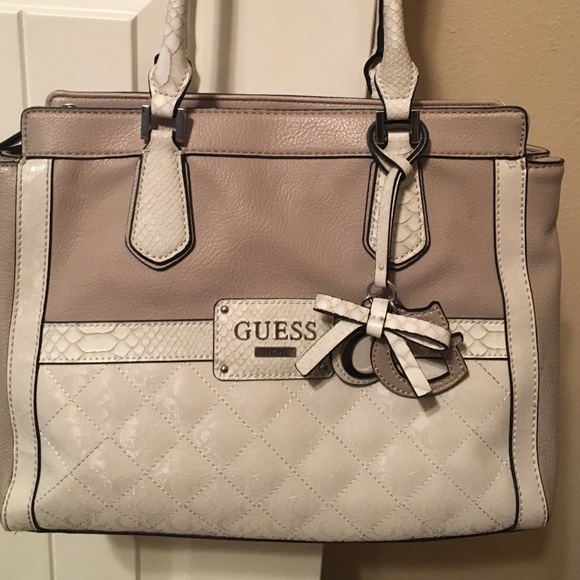 Guess hand bag