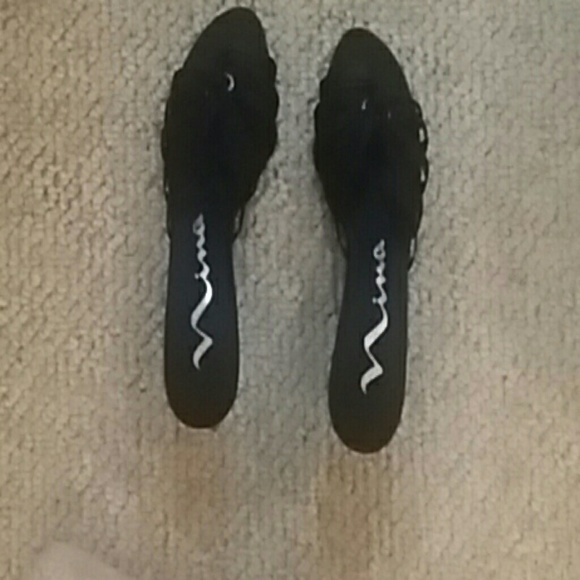 Small heels shoes