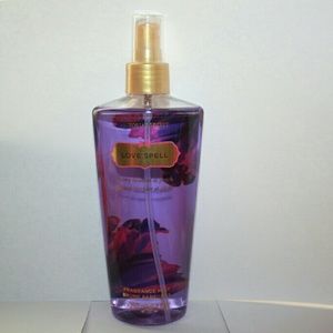 Victoria Secret Love Spell Mist
