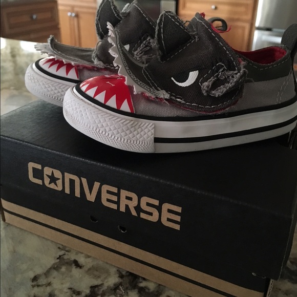Used infant size 4 shark converse