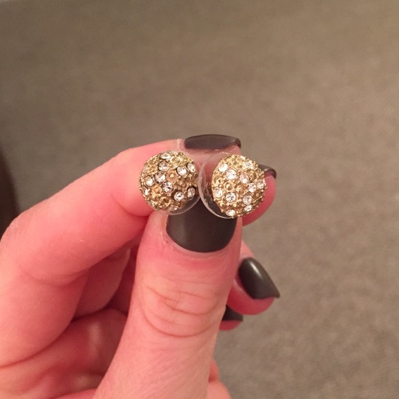 Gold earrings