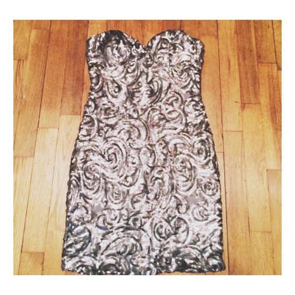 City Studio Dresses & Skirts - Beautifully sequined party dress