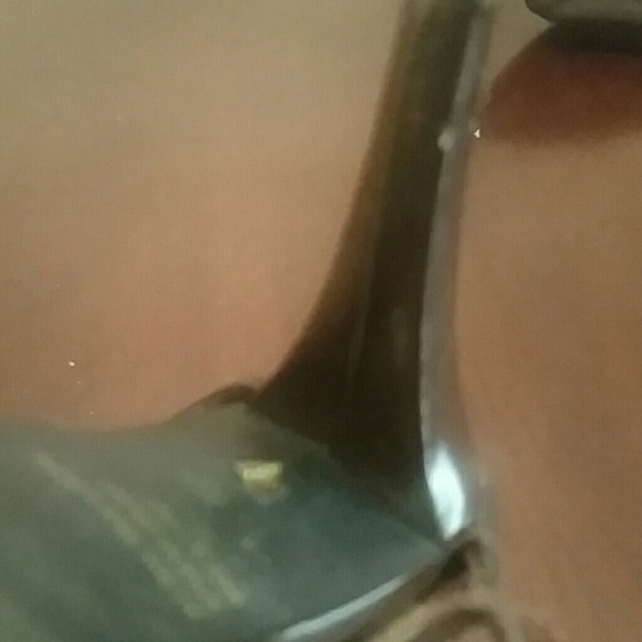 Shoes - Picture 2 of 3
