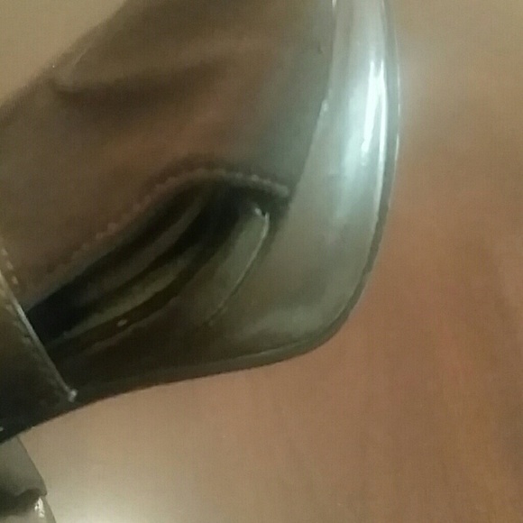Shoes - Picture 3 of 3