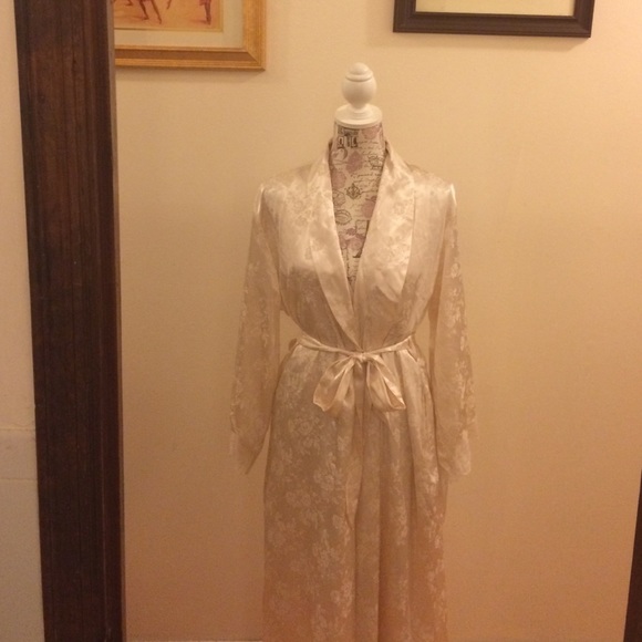 Jones new york nightgown and robe set clearance