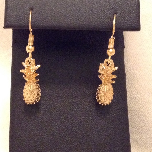 Jewelry - 🍍🍍🍍PINEAPPLE EARRINGS✨✨✨