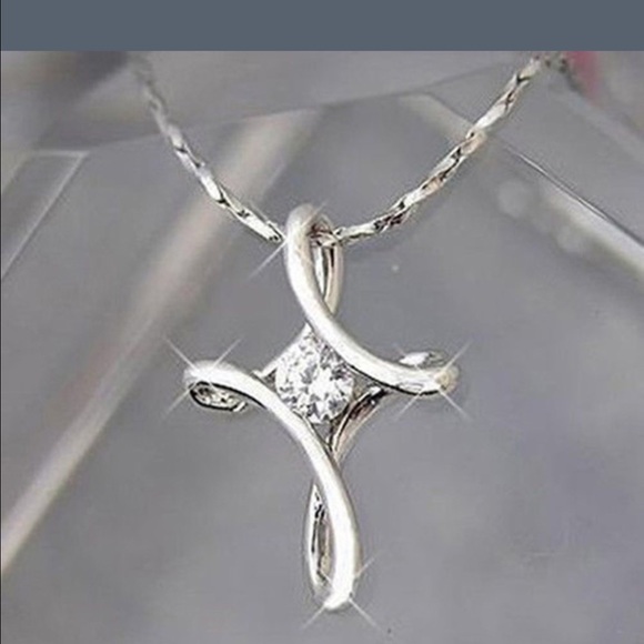 StylesbyS Jewelry - Cute sterling silver  necklace.