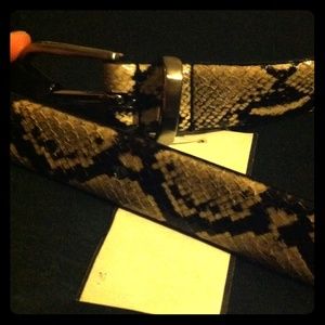37-38 inch snakeskin belt medium women's