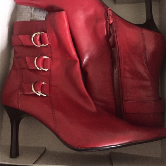 Valerie Stevens Red Leather Ankle Boots