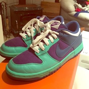 Nike dunks low women's 7.5 purple/blue/azure