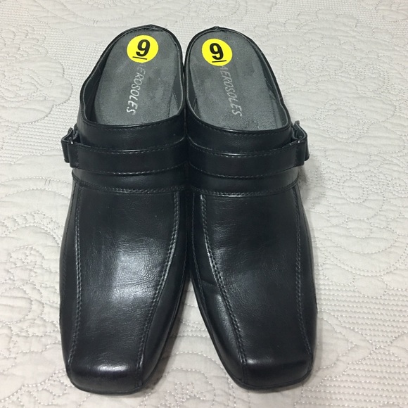 Aerosoles Black Mule