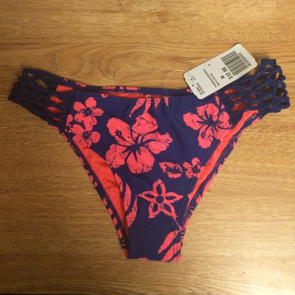 Bathing suit bottom