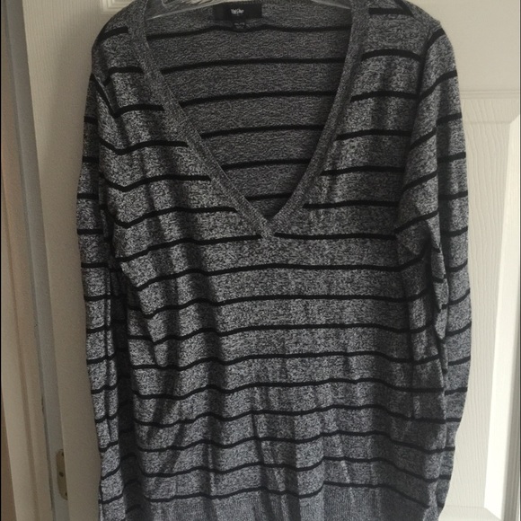 Striped Old Navy light sweater