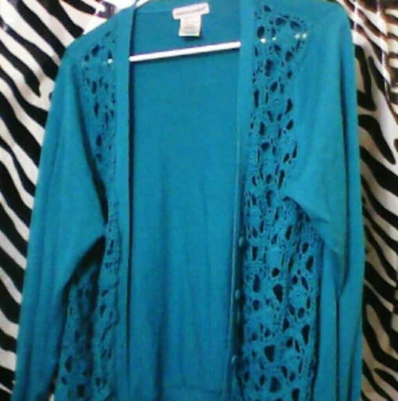 Sweater - Picture 3 of 3