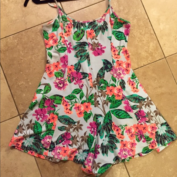 Floral romper!