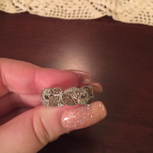 Leaf Design Ring