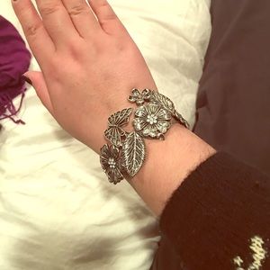 Silver flower bracelet with rhinestones