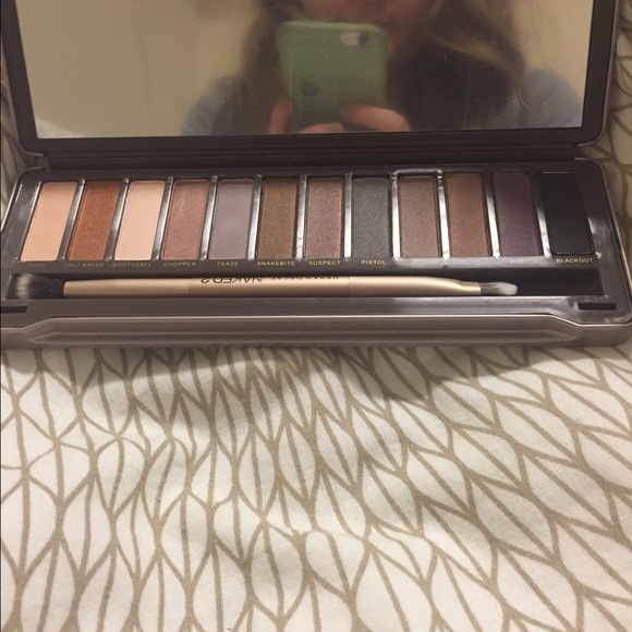 Selling naked 2 pallet. Looking to sell