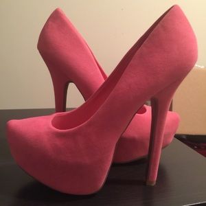 Pink micro suede platform pumps