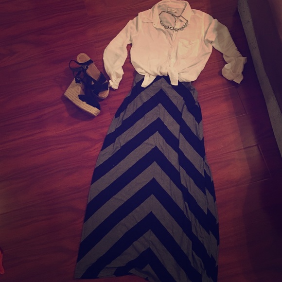 Banana republic maxi skirt