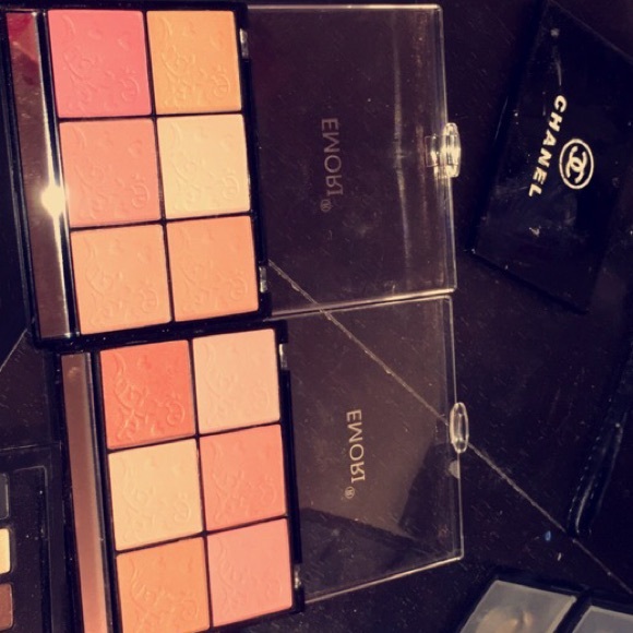 2 blush palettes