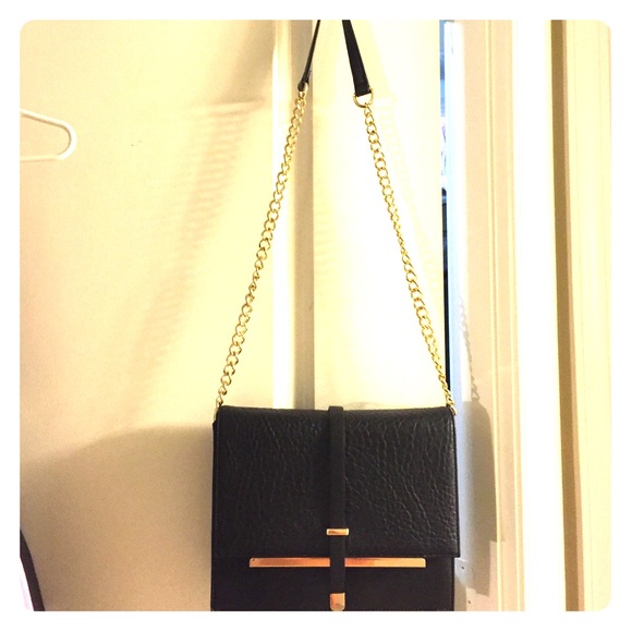 Black structured leather shoulder bag