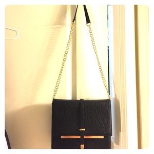 Black structured leather shoulder bag