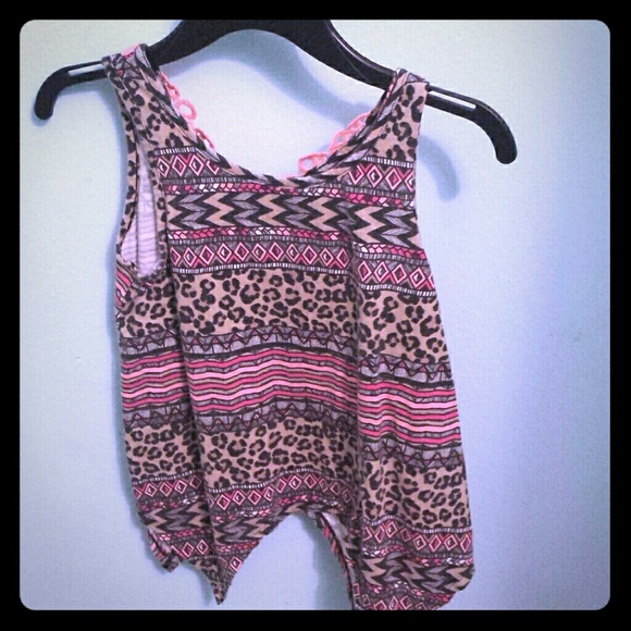 Girls 7/8 beautiful summer shirt