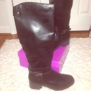 NWT‼️ Black Knee Boots