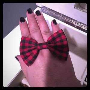 Bow bracelet