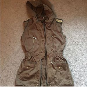 Willow & Clay vest