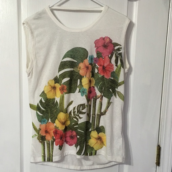 Zara Floral Print top with low-cut back